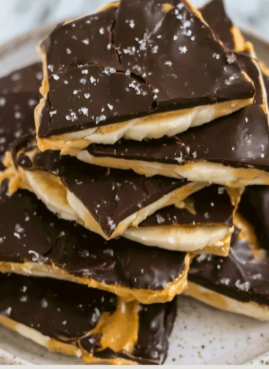 Delicious banana bark snack packed with nutrients