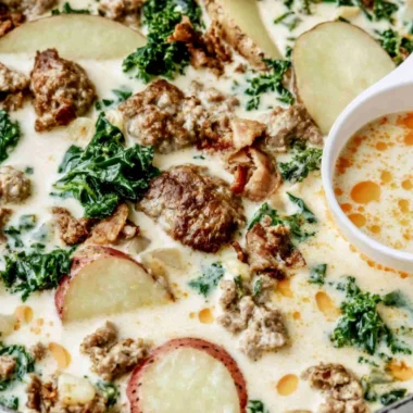 Delicious bowl of cozy Tuscany soup, perfect for warming your soul.