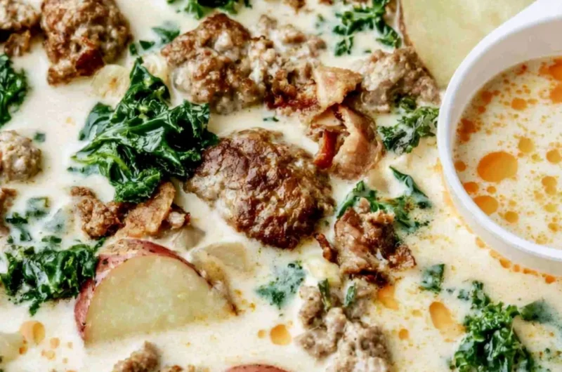 Delicious bowl of cozy Tuscany soup, perfect for warming your soul.