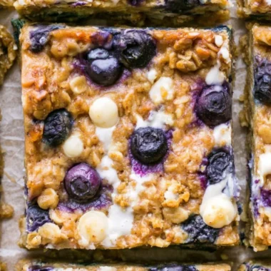 Delicious homemade blueberry breakfast bake made with just 5 ingredients.